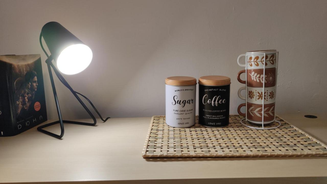 Appartement With Bathroom, Refrigerator And Microwave